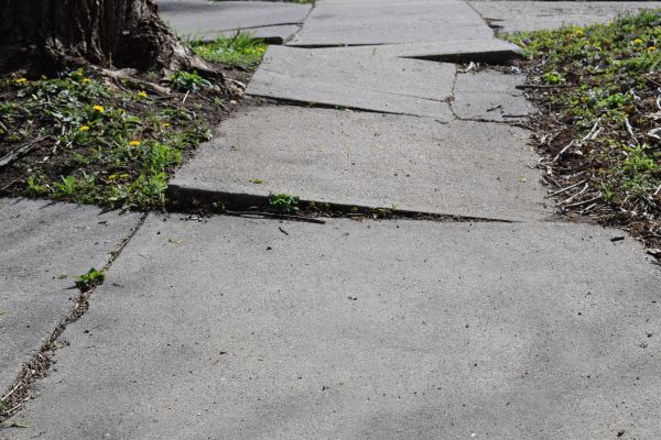 Cost of Concrete Sidewalk Leveling in Chapel Hill